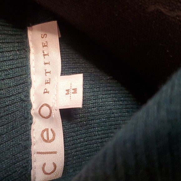 CLEO Sweater Dress 😍 - Picture 4 of 7